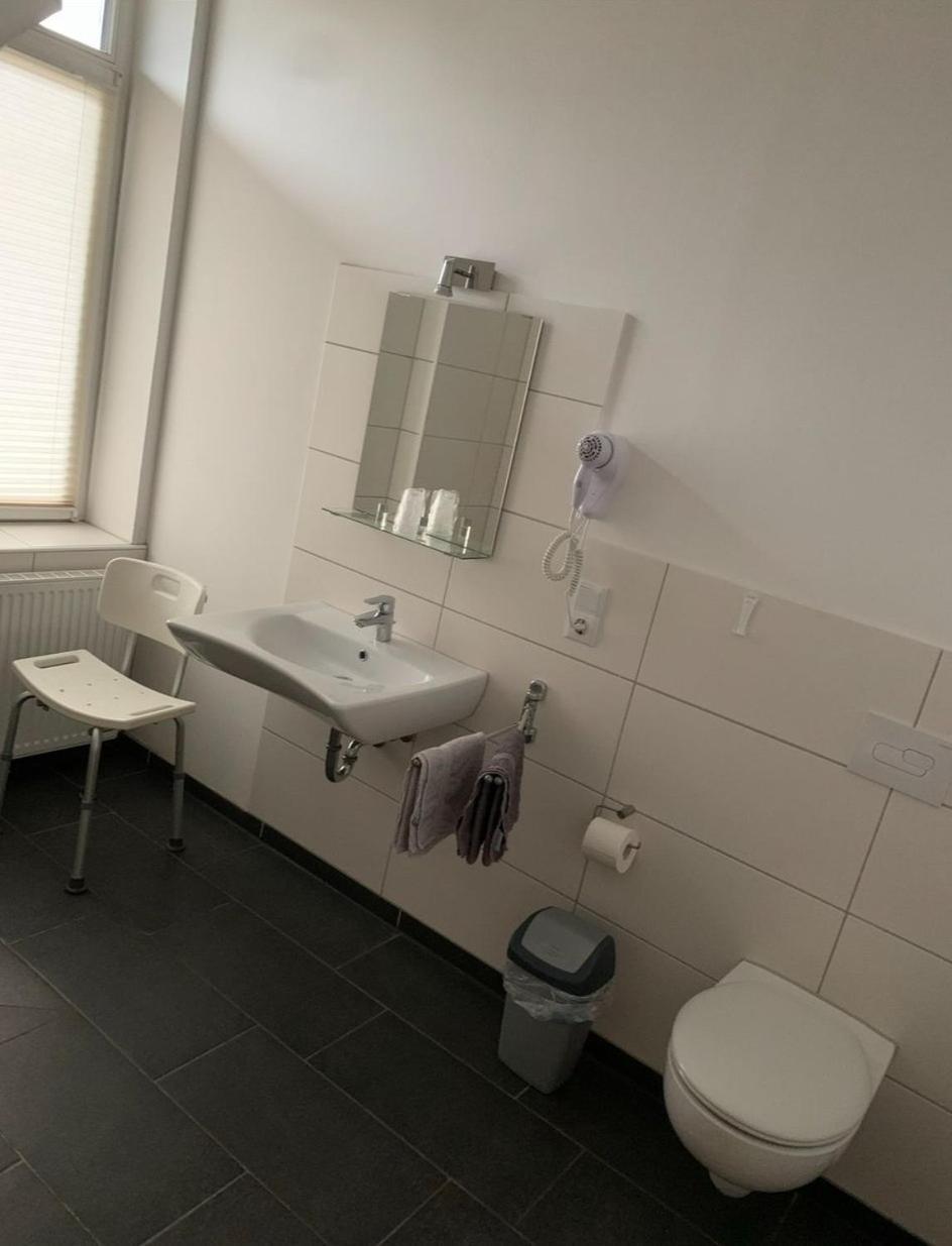 וילדסהאוסן Historisches Hotel Wildeshauser Bahnhof חדר תמונה