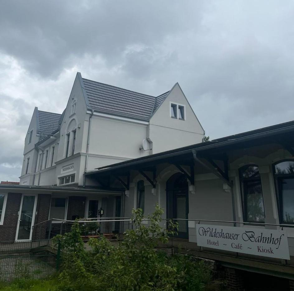 וילדסהאוסן Historisches Hotel Wildeshauser Bahnhof מראה חיצוני תמונה